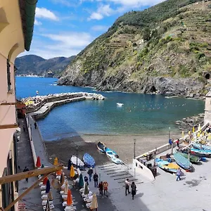 A Ca Di Bafirussi , Vernazza Italy